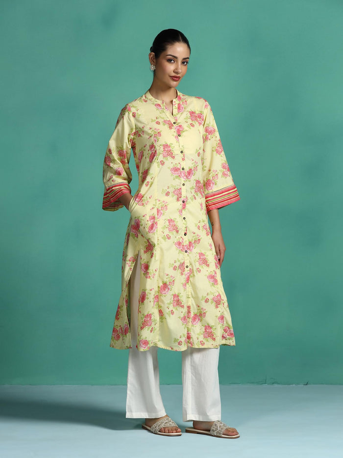 Women Cotton Yellow Floral Print Kurta.
