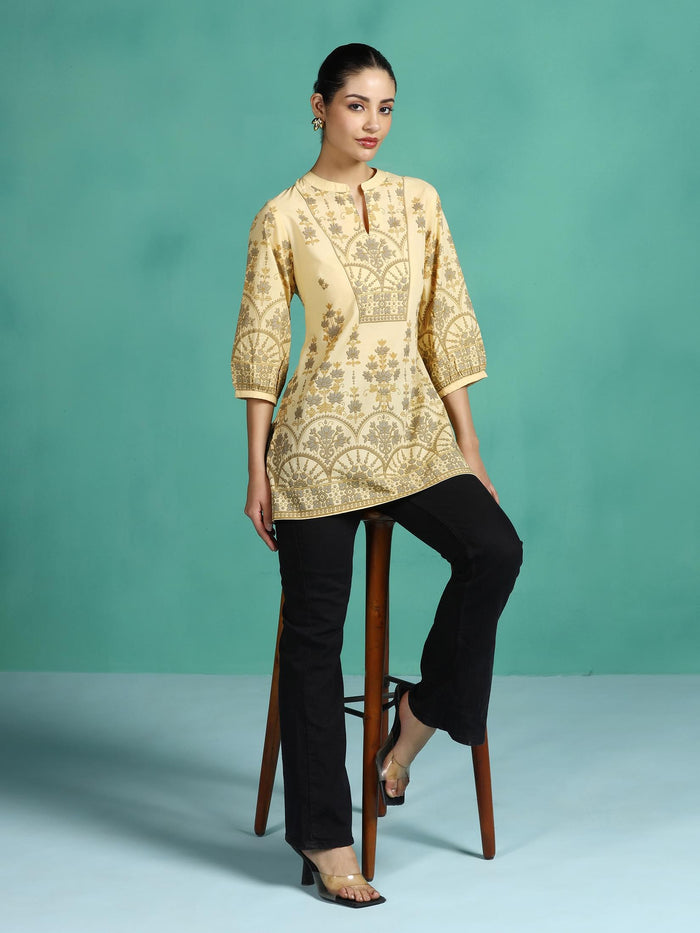 Women Cotton Yellow Printed Tunic.