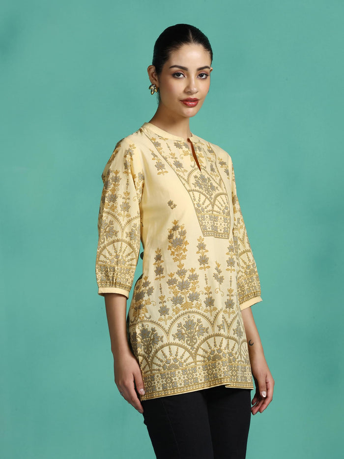 Women Cotton Yellow Printed Tunic.
