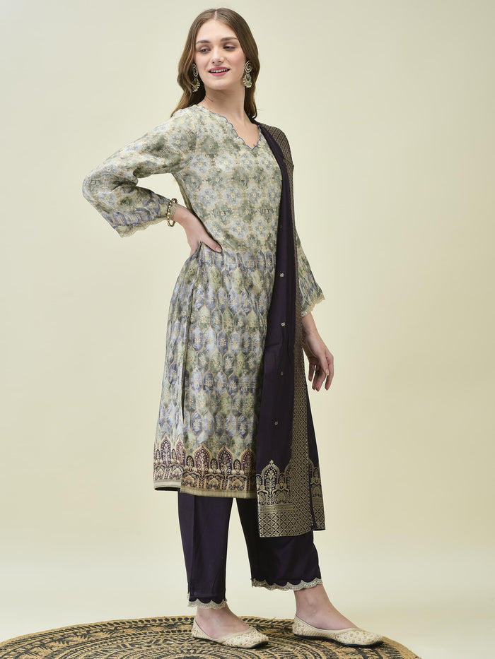 Women Dola Jacquard Grey Kurta Comfort Pant Dupatta.