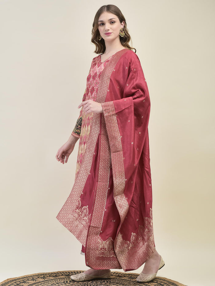 Women Dola Jacquard Pink Kurta Comfort Pant Dupatta.