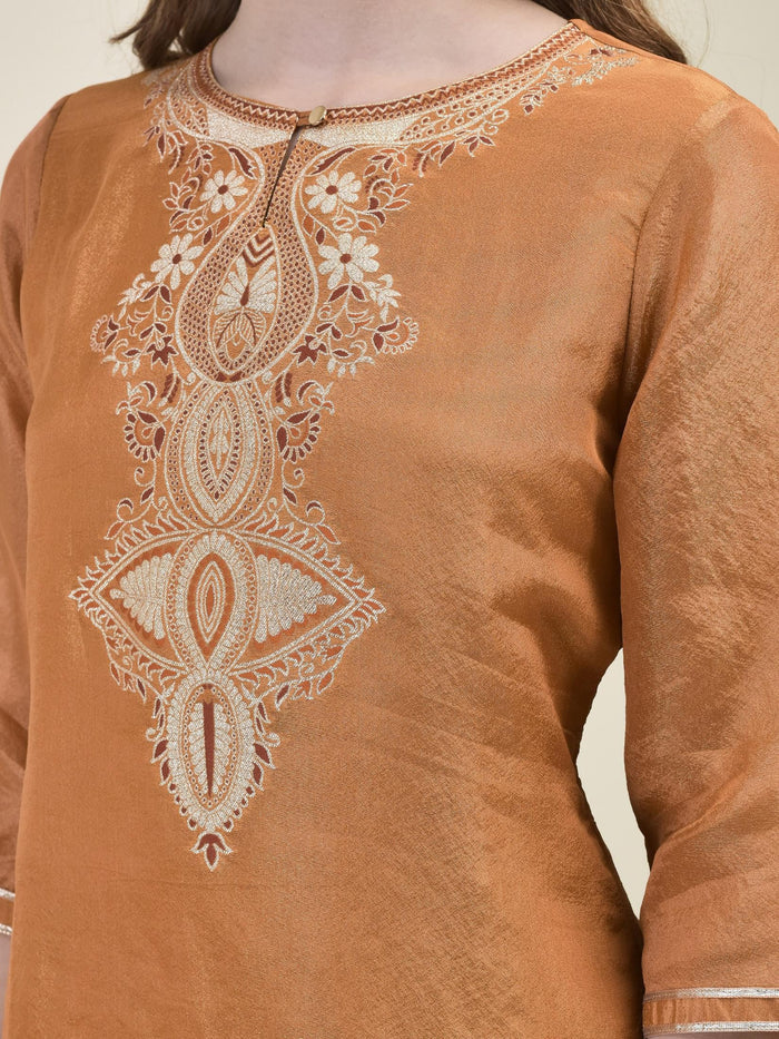 Women Dola Jacquard Rust Woven Kurta Wide Leg Pant Dupatta.