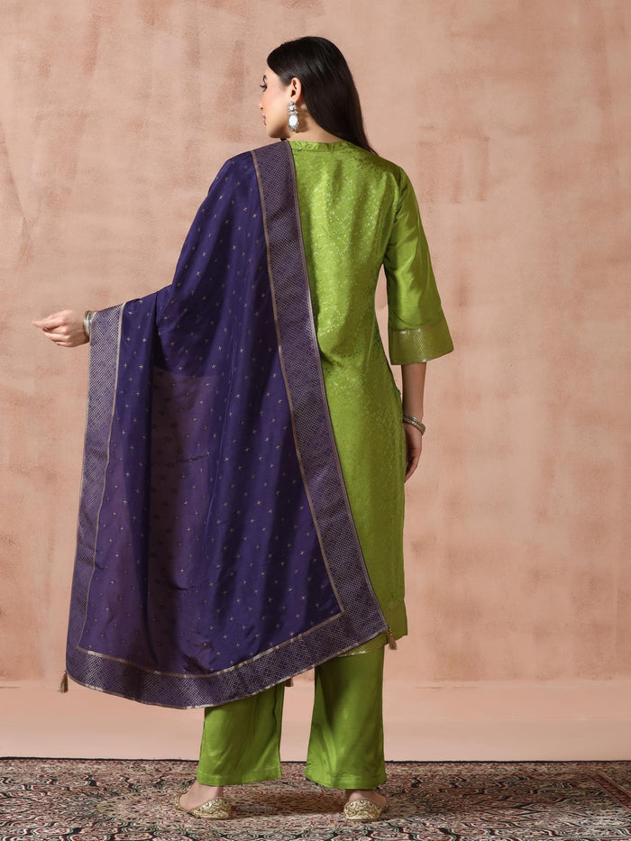 Women Dola Silk Jacquard Green Woven Kurta Comfort Pant Dupatta.
