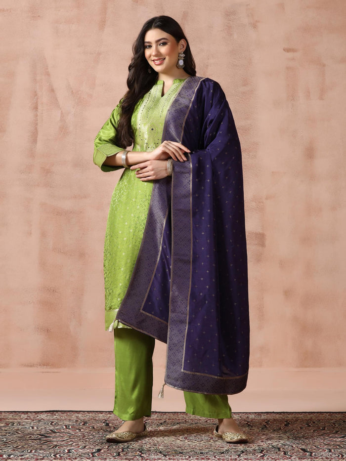 Women Dola Silk Jacquard Green Woven Kurta Comfort Pant Dupatta.