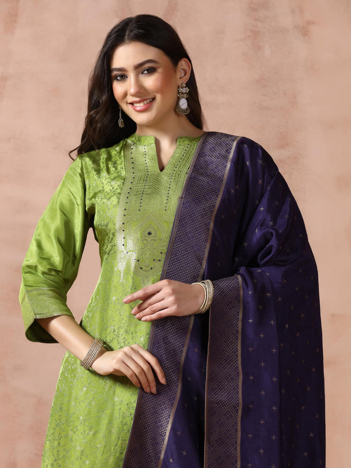 Women Dola Silk Jacquard Green Woven Kurta Comfort Pant Dupatta.