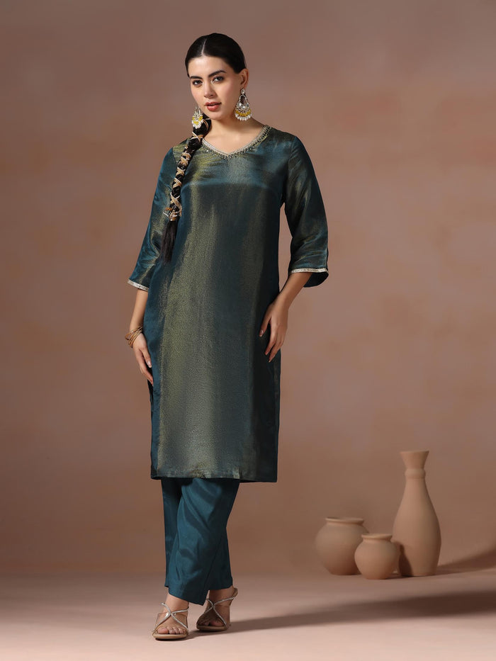 Women Dola Silk Teal Solid Kurta Comfort Pant With Jacquard Dupatta.