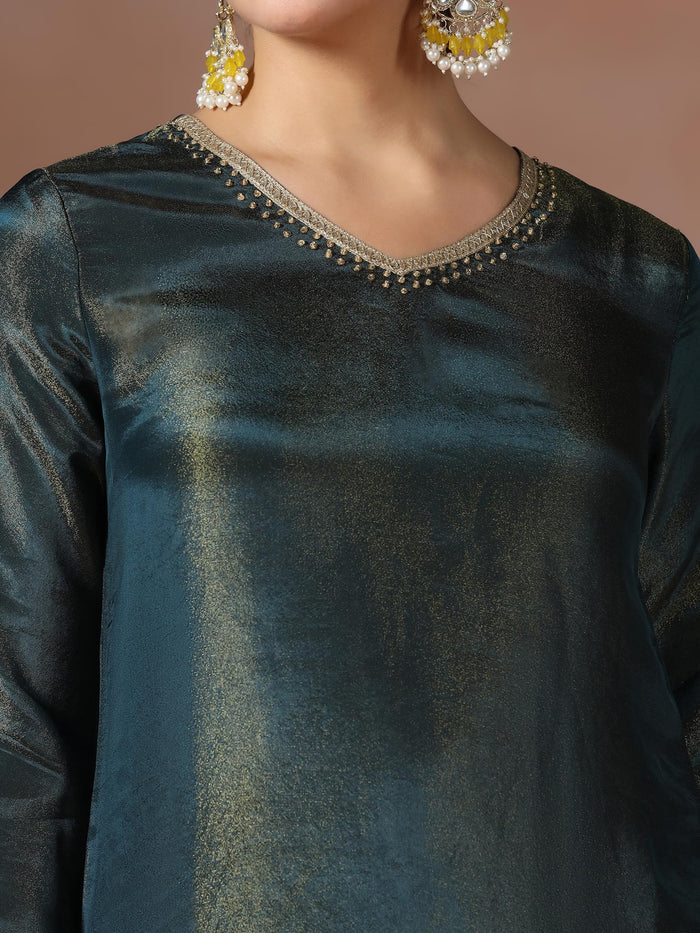 Women Dola Silk Teal Solid Kurta Comfort Pant With Jacquard Dupatta.