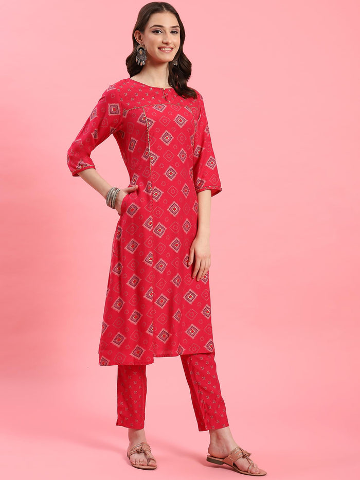 Women Fuchsia Geometric Printed Kurta Trouser Dupatta.