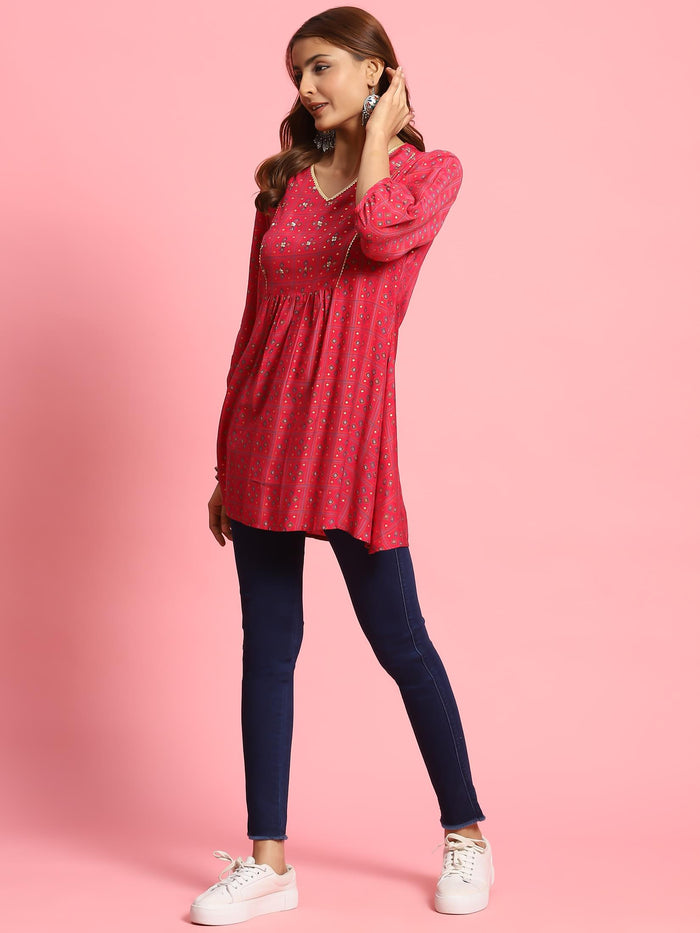 Women Fuchsia Geometric Printed Tunic.