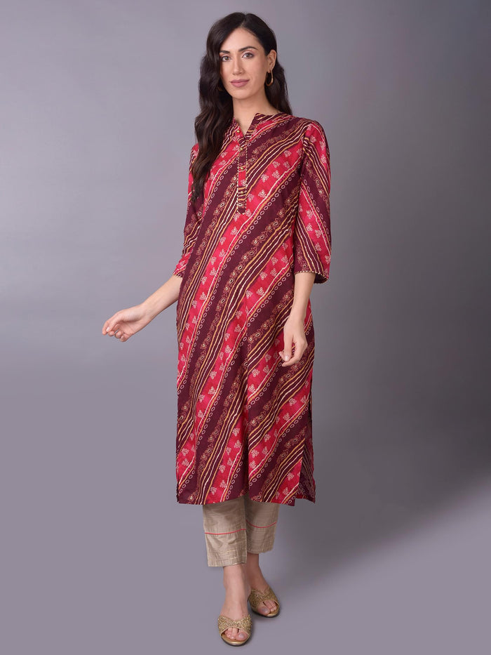 Women Fuchsia Mandarin Collar Kurta.