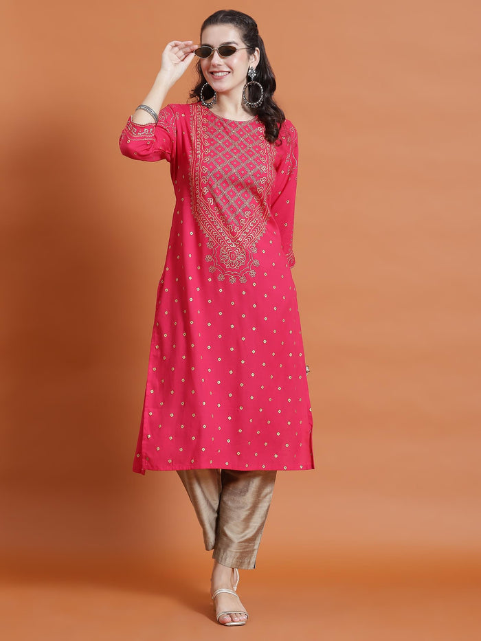 Women Fuchsia Ornamental Print Kurta.