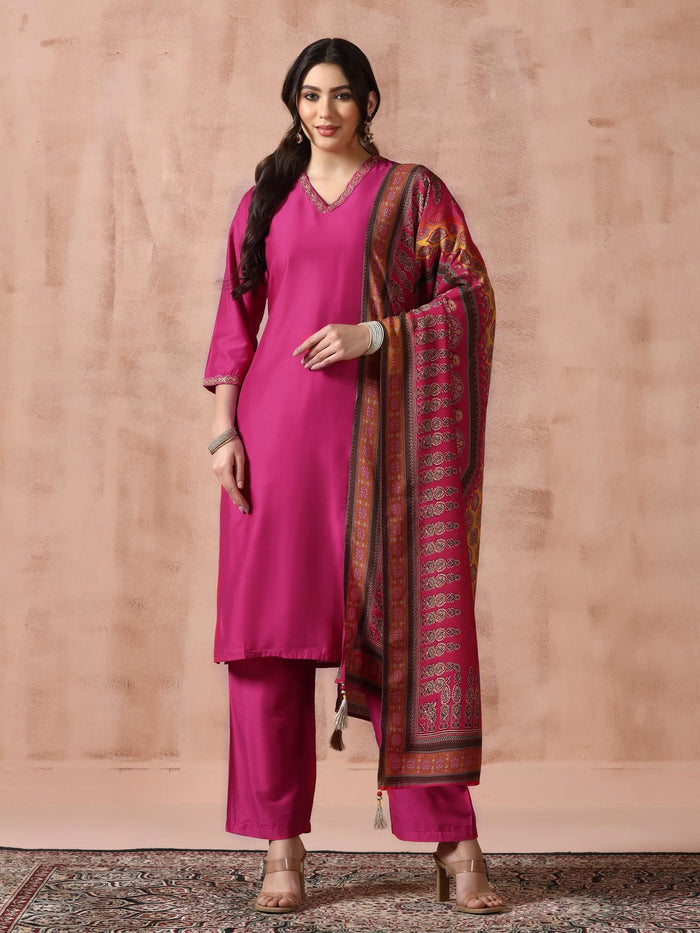 Women Fuchsia Silk Blend Embroidered Kurta Comfort Pant Dupatta.