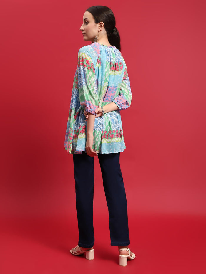 Women Georgette Multicolor Abstract Print Tunic.
