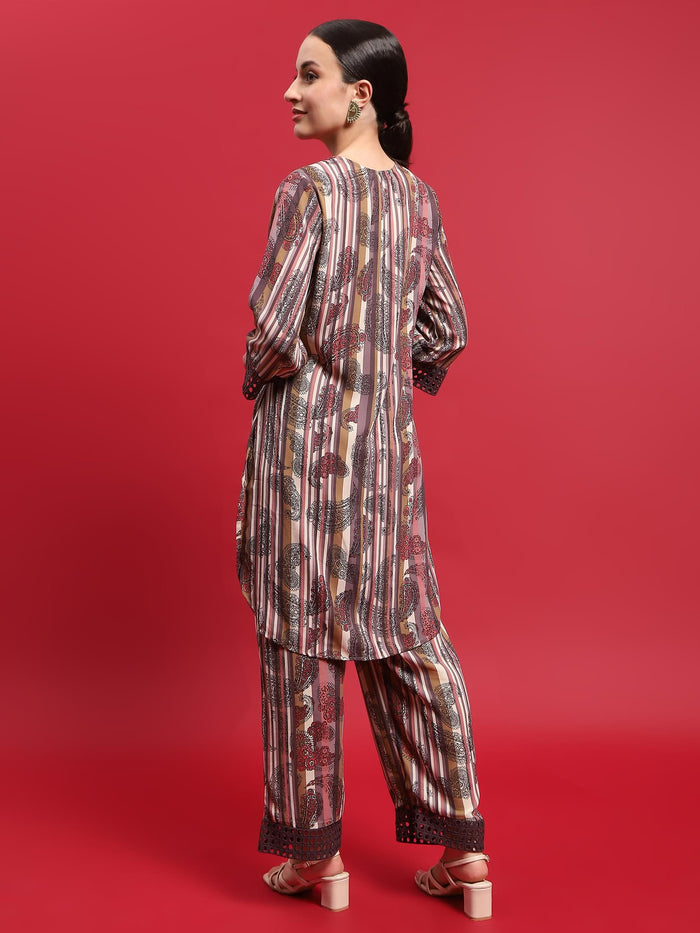 Women Georgette Purple Ornamental Print Co-Ord Set.