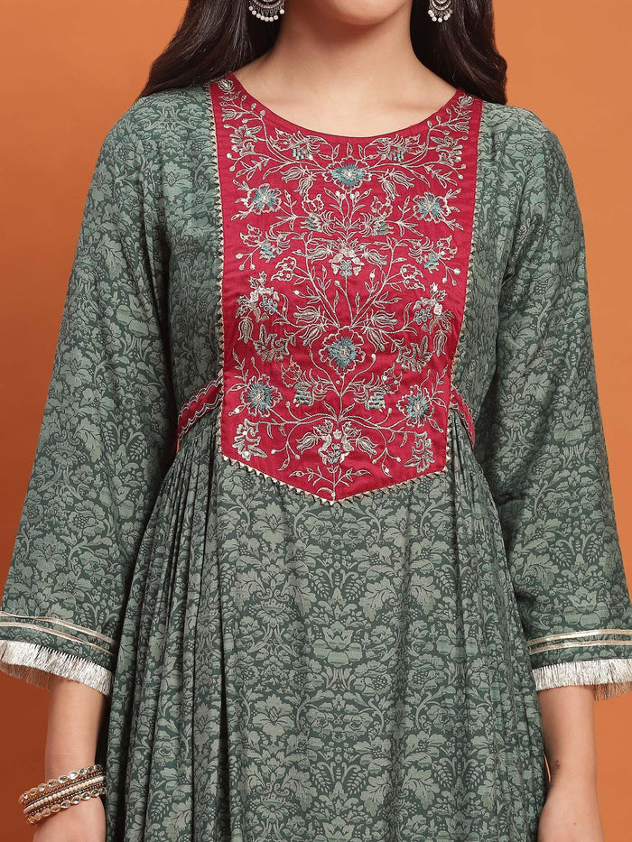 Women Green Embroidered Dress With Dupatta.
