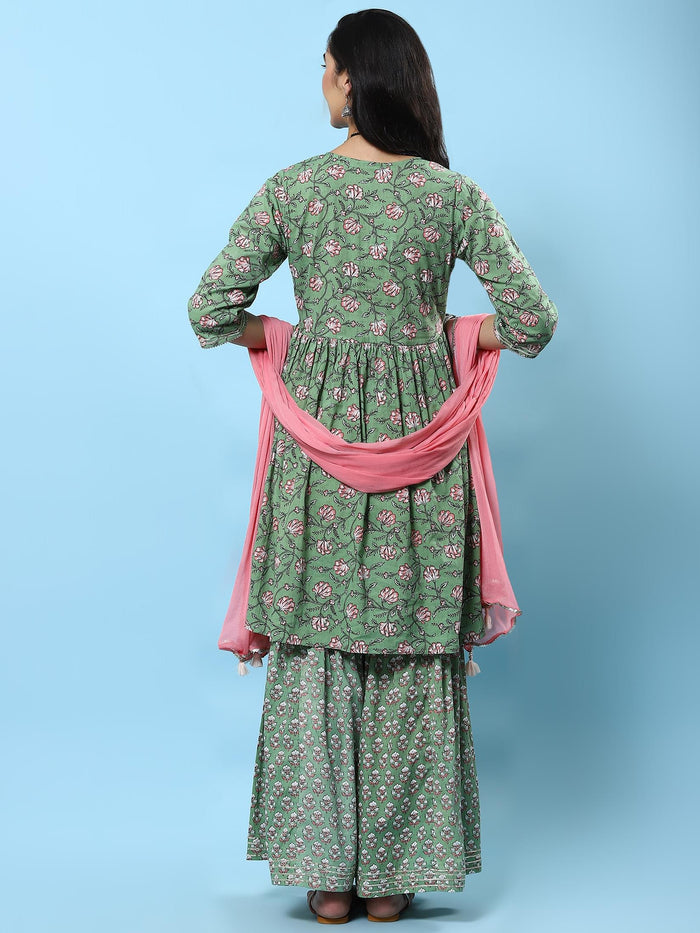 Women Green Floral Printed Kurta Sharara Dupatta.