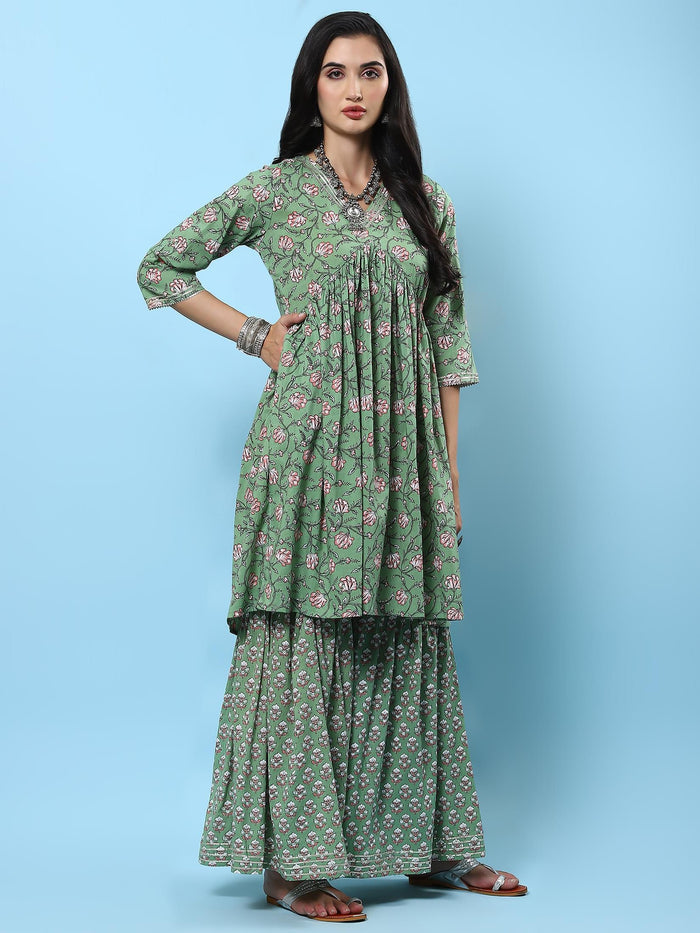 Women Green Floral Printed Kurta Sharara Dupatta.