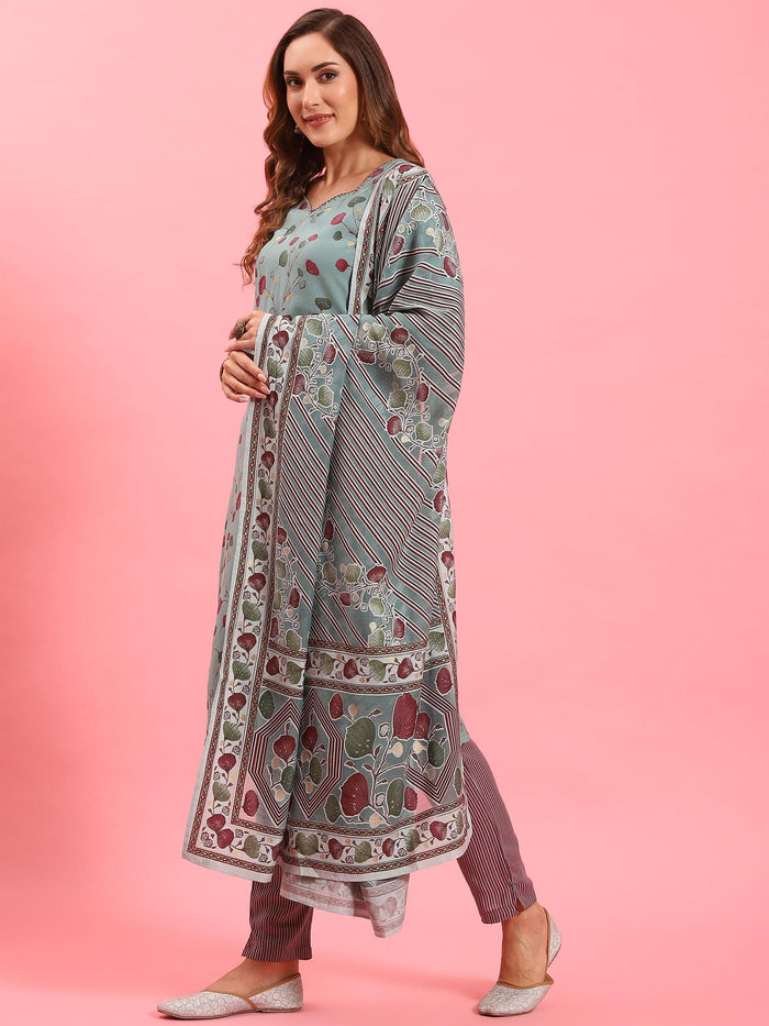 Women Green Floral Printed Kurta Trouser Dupatta.