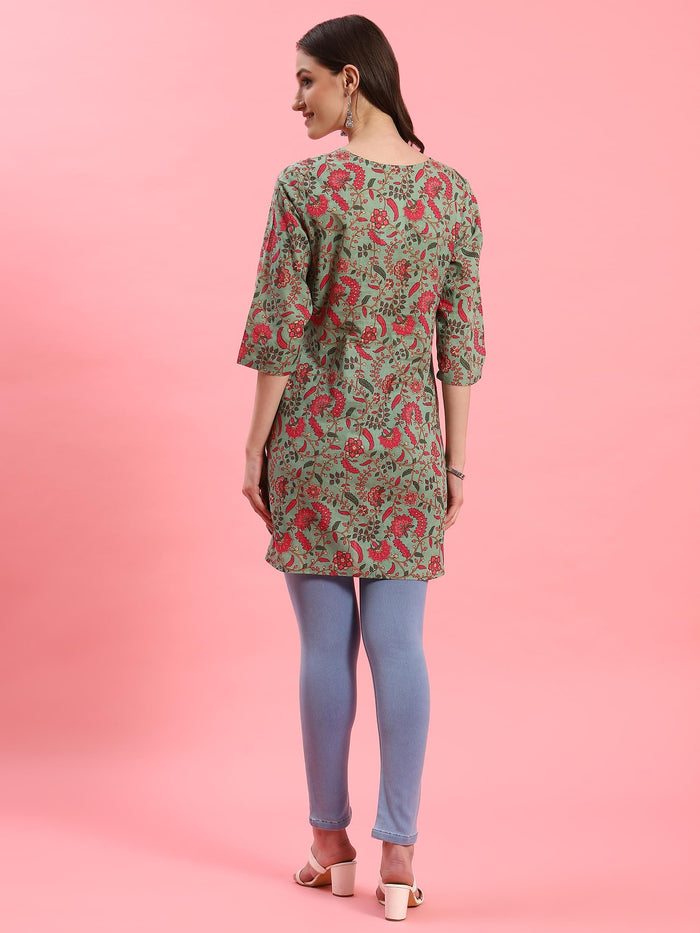 Women Green Floral Printed Kurti.
