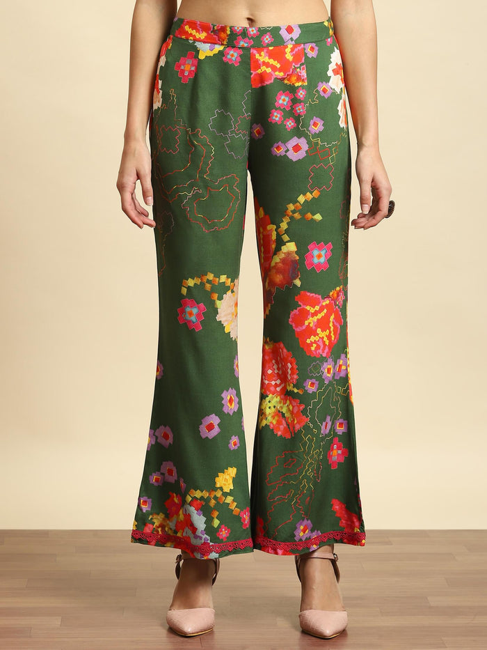 Women Green Geometric Print Co-Ord Set.