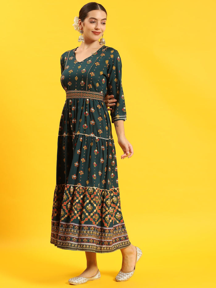 Women Green Geometric Print Dress.