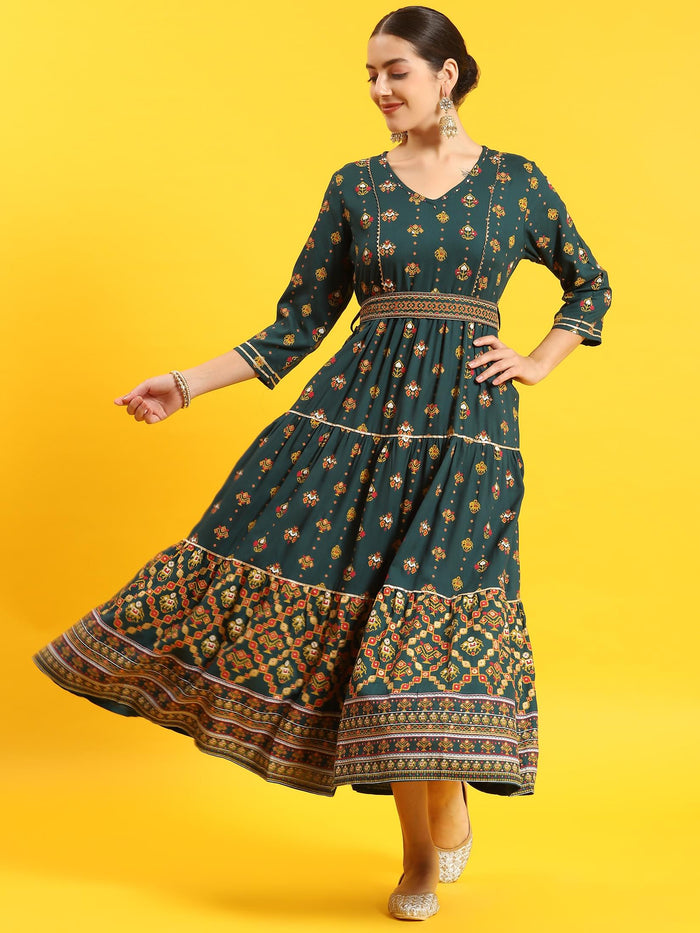 Women Green Geometric Print Dress.
