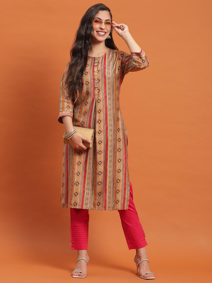 Women Green Geometric Print Kurta.