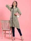 Women Green Geometric Printed Kurta.