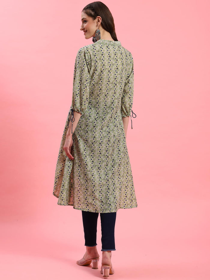 Women Green Geometric Printed Kurta.
