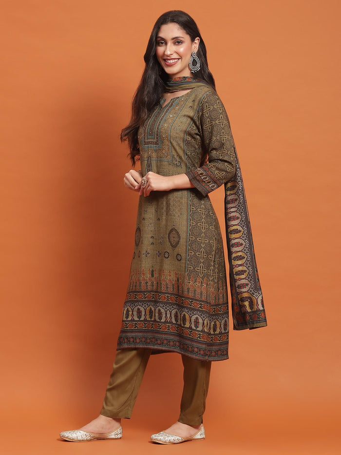 Women Green Ornamental Print Kurta Trouser Dupatta.