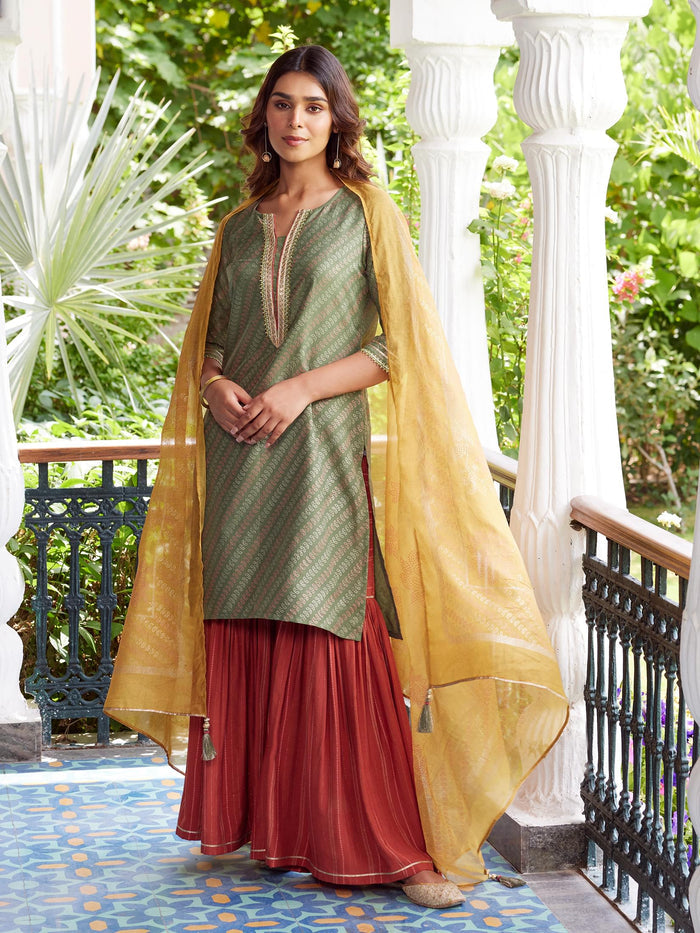 Women Green Printed Kurta Sharara Dupatta.
