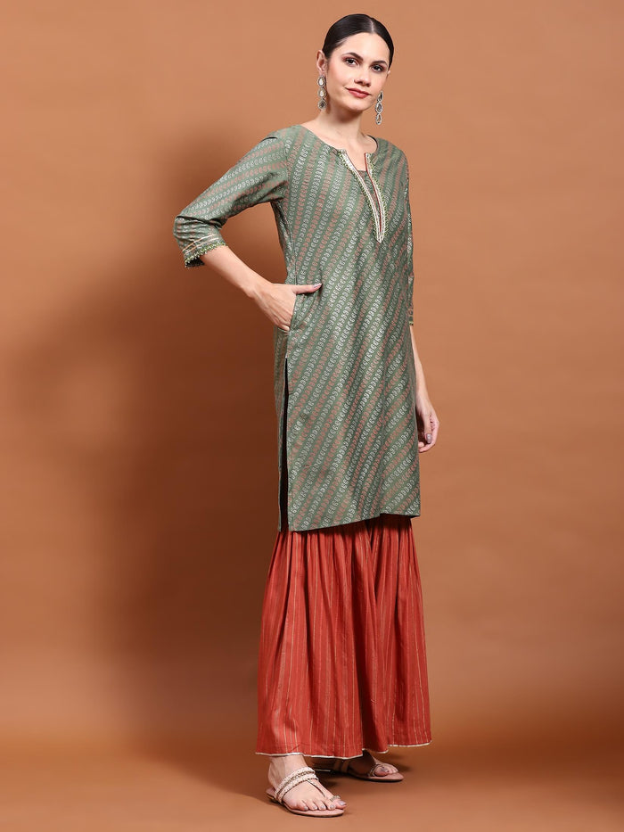 Women Green Printed Kurta Sharara Dupatta.