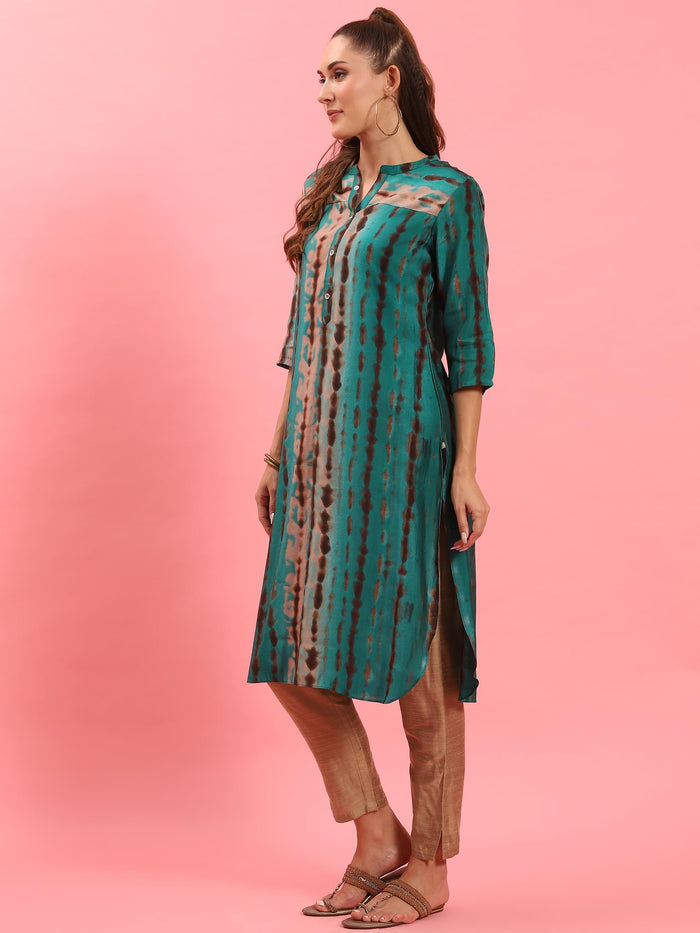 Women Green Stripe Printed Kurta.