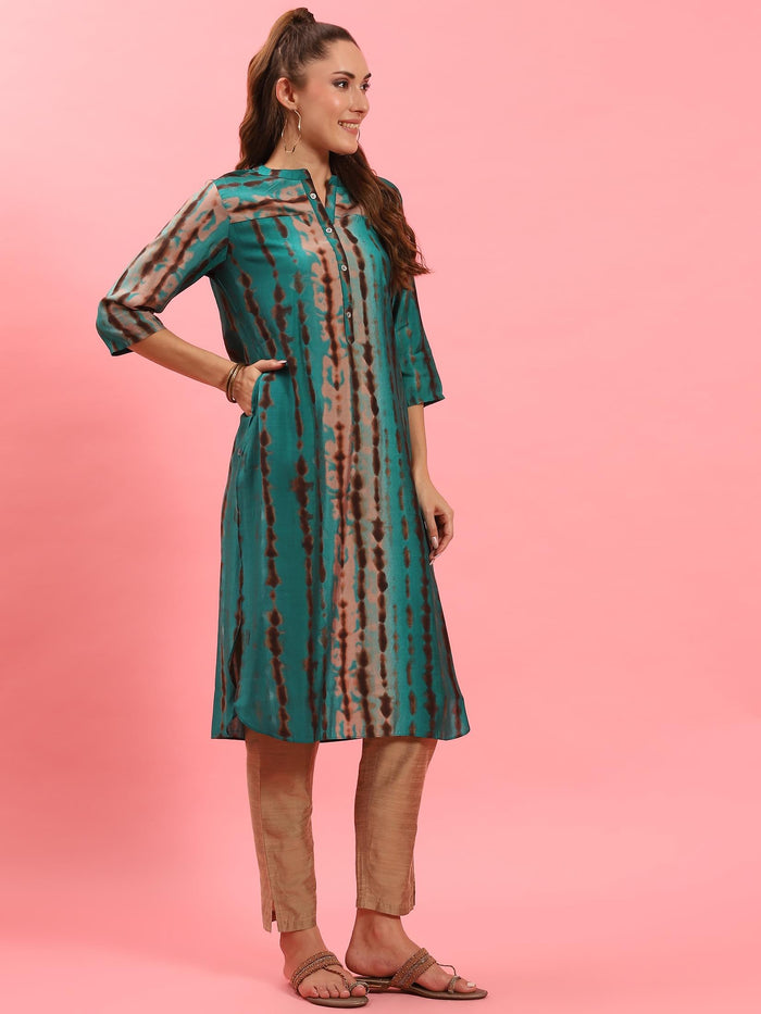 Women Green Stripe Printed Kurta.