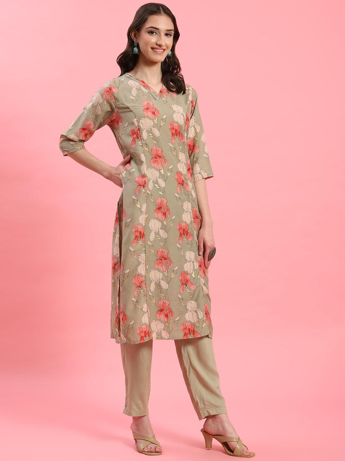 Women Green V-Neck Kurta Trouser Dupatta.