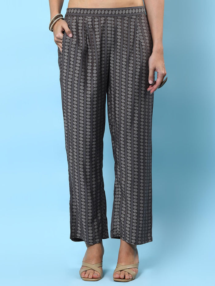 Women Grey Floral Printed Kurta Comfort Pant Dupatta.