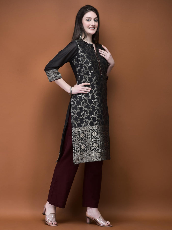 Women Jacquard Grey Woven Kurta With Comfort Pant.