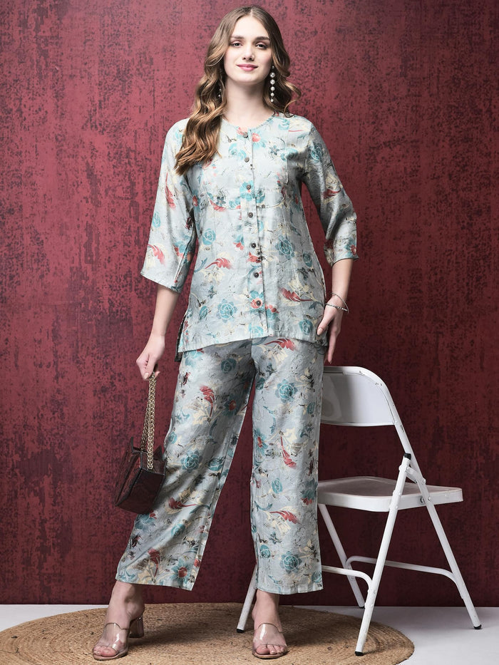 Women Khadi Silk Blue Floral Print Co-Ord Set.