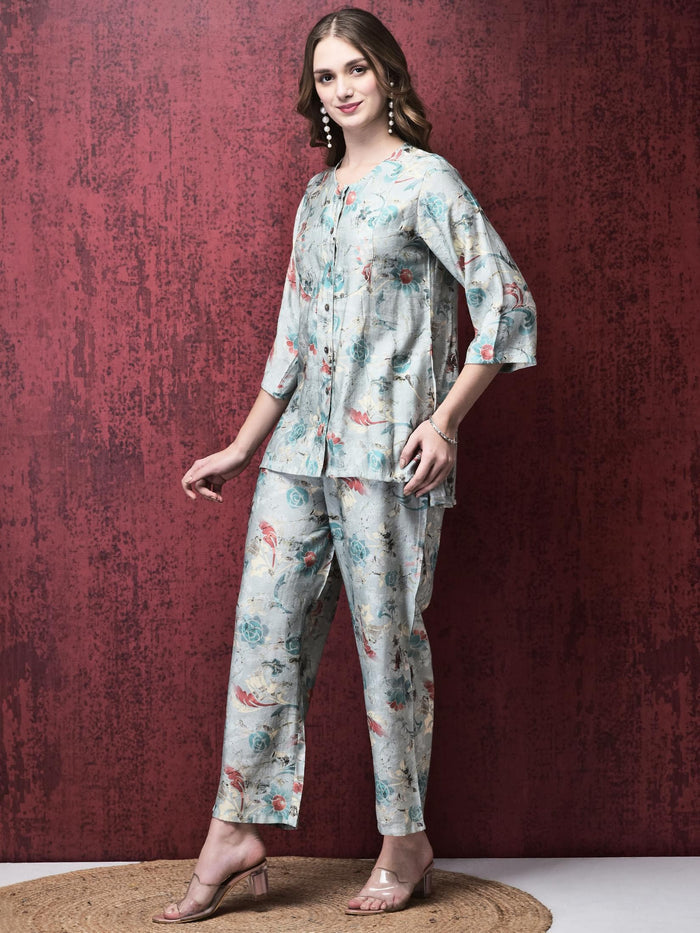 Women Khadi Silk Blue Floral Print Co-Ord Set.