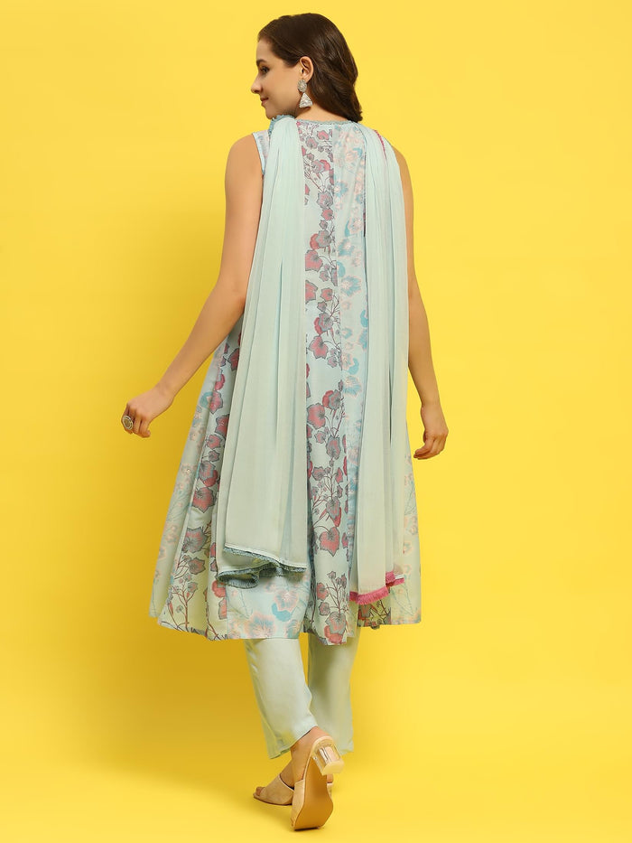 Women Light Blue Muslin Kurta Comfort Pant Dupatta.