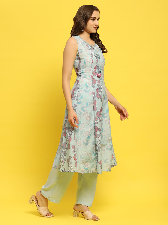 Women Light Blue Muslin Kurta Comfort Pant Dupatta.