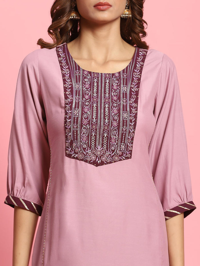 Women Lilac Embroidered Kurta Wide Pant Dupatta.