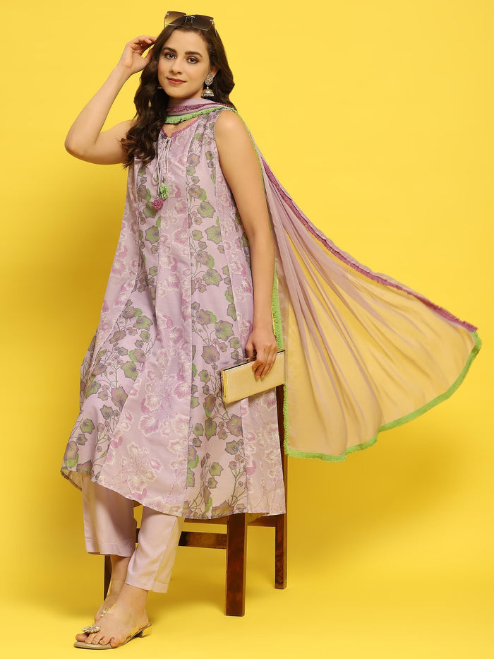 Women Lilac Muslin Kurta Comfort Pant Dupatta.