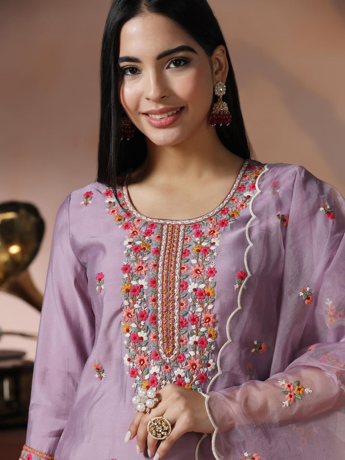 Women Lilac Silk Blend Embroidered Kurta Comfort Pant Dupatta.
