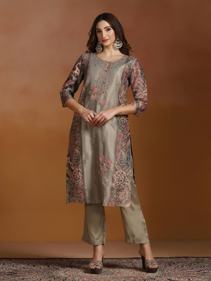 Women Linen Olive Embroidered Kurta Comfort Pant Dupatta.