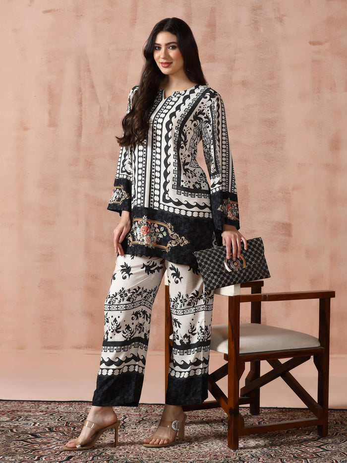 Women Liva Beige & Black Printed Kurta With Comfort Pant.