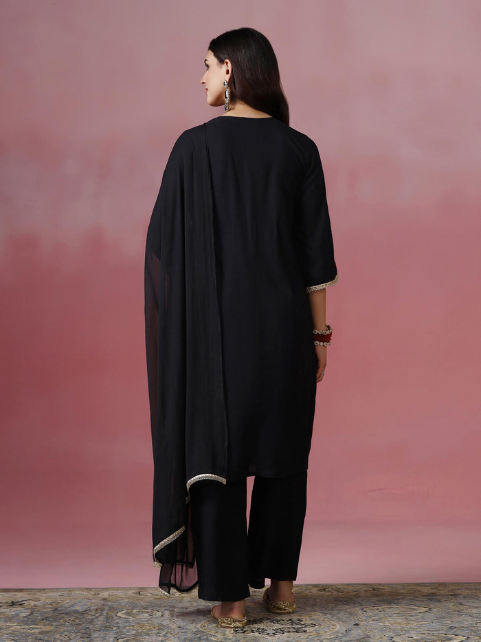 Women Liva Black Embroidered Kurta Comfort Pant Dupatta.