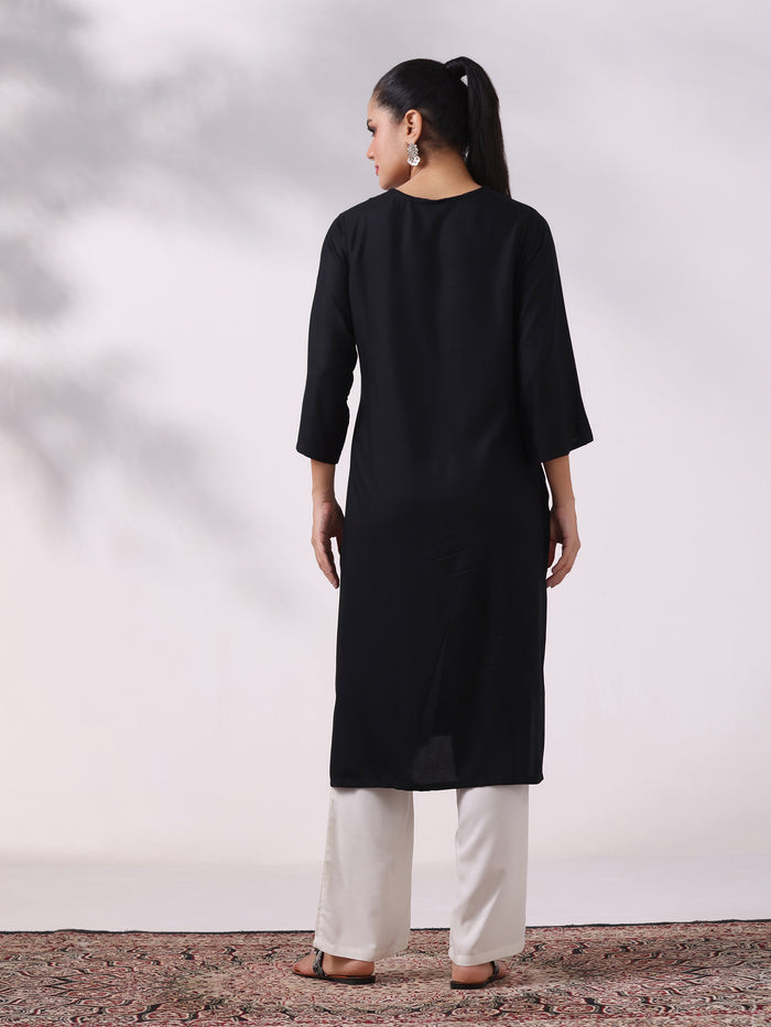 Women Liva Black Embroidered Kurta
