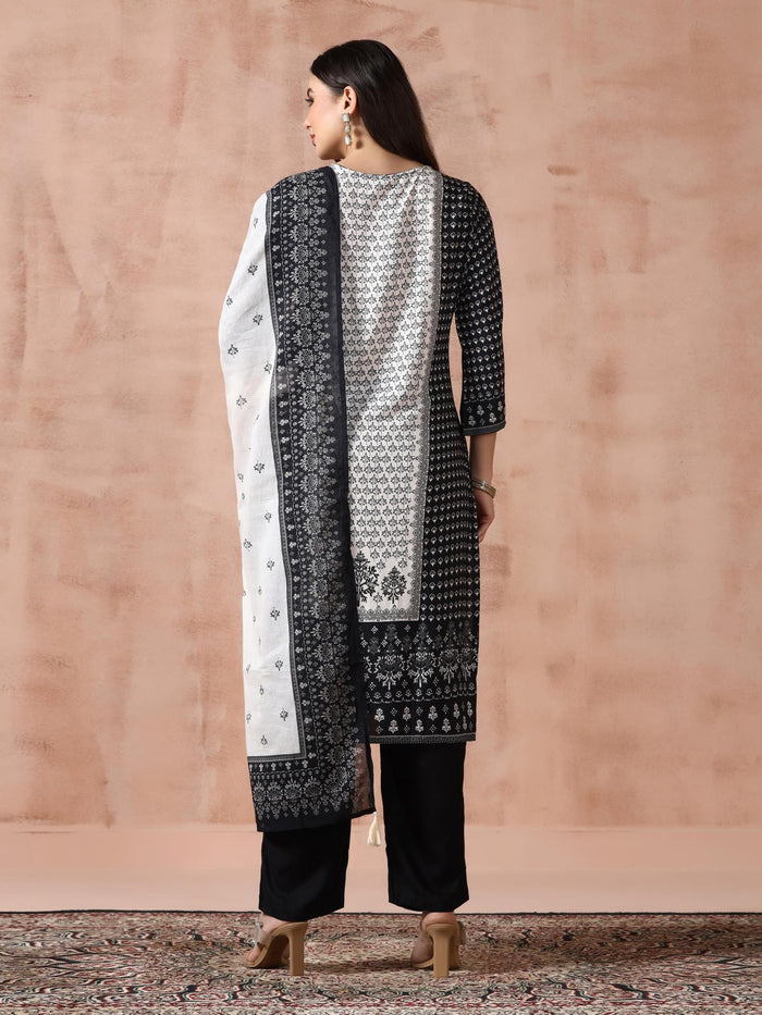 Women Liva Black Printed Kurta Comfort Pant Dupatta.