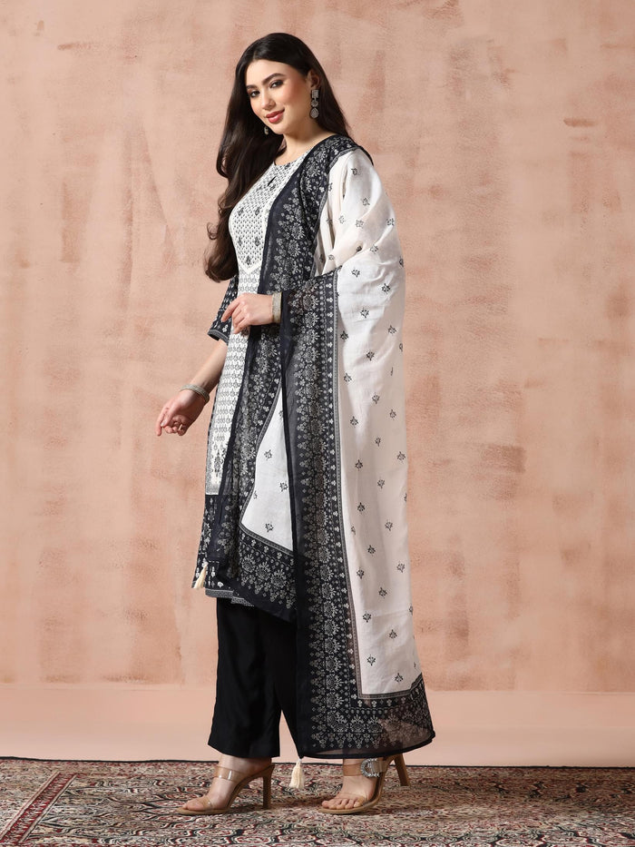 Women Liva Black Printed Kurta Comfort Pant Dupatta.